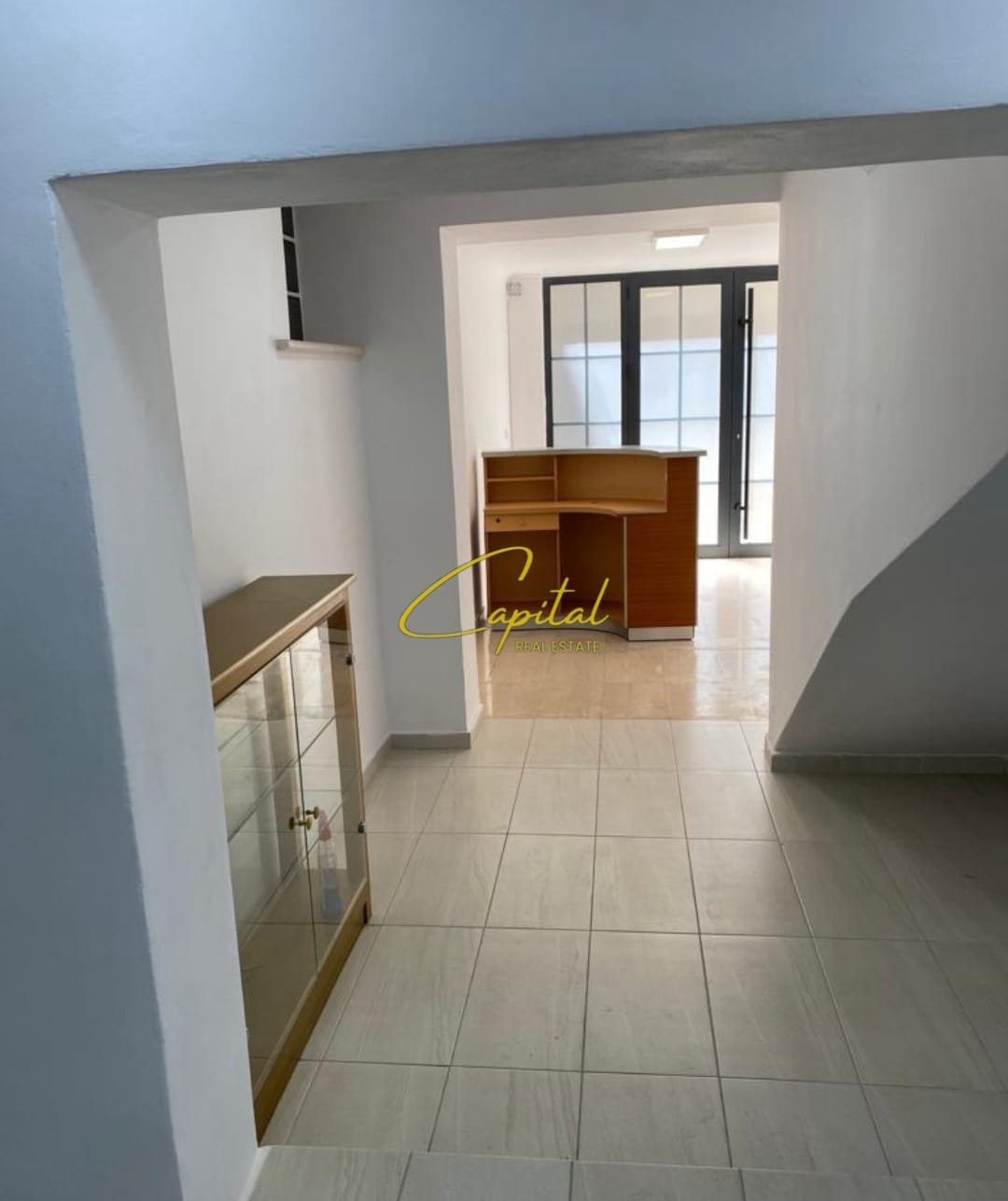 WhatsApp Image 2026-01-24 at 9.50.06 AM AMBIENT BIZNESI ME QIRA 160 M2 QENDER 140.000 LEKE