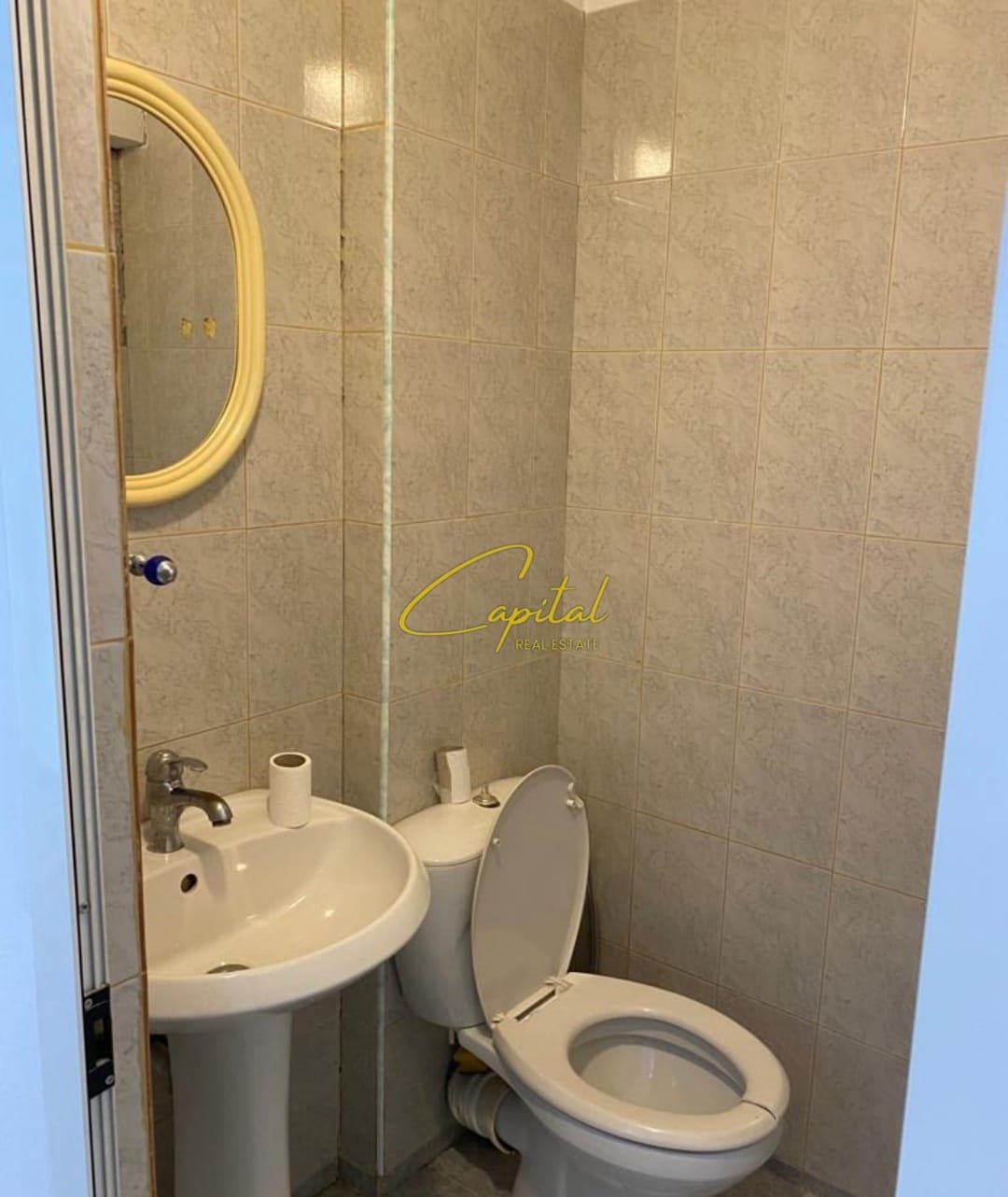 WhatsApp Image 2026-01-24 at 9.50.10 AM AMBIENT BIZNESI ME QIRA 160 M2 QENDER 140.000 LEKE