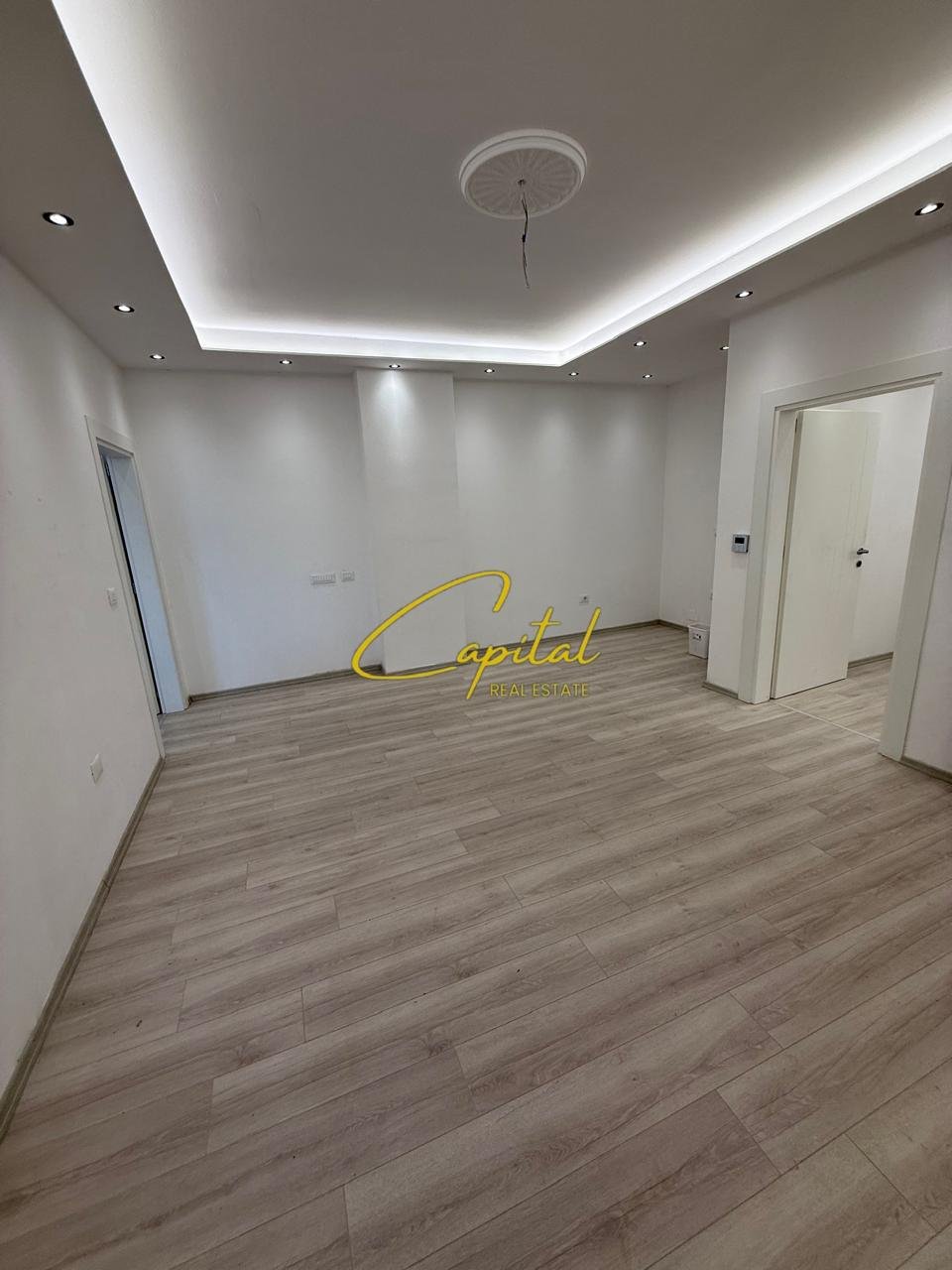 APARTAMENT ME QIRA 2+1 SAUK 530 EURO