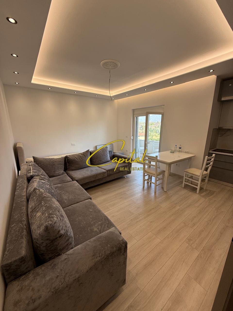 APARTAMENT ME QIRA 2+1 SAUK 530 EURO