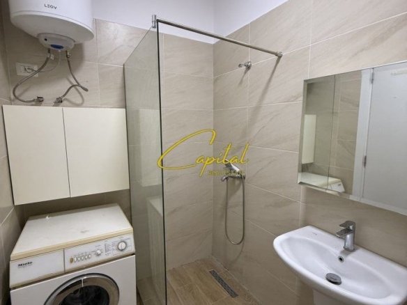 APARTAMEN TME QIRA 1+1 YZBERISHT 450 EURO