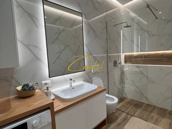 APARTAMENT ME QIRA 1+1 RRUGA SIRI KODRA 600 EURO