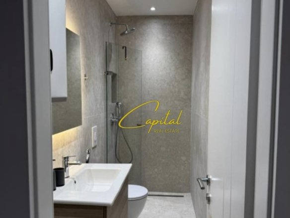 APARTAMENT ME QIRA 1+1 ISH STACIONI TRENIT 70.000 LEKE