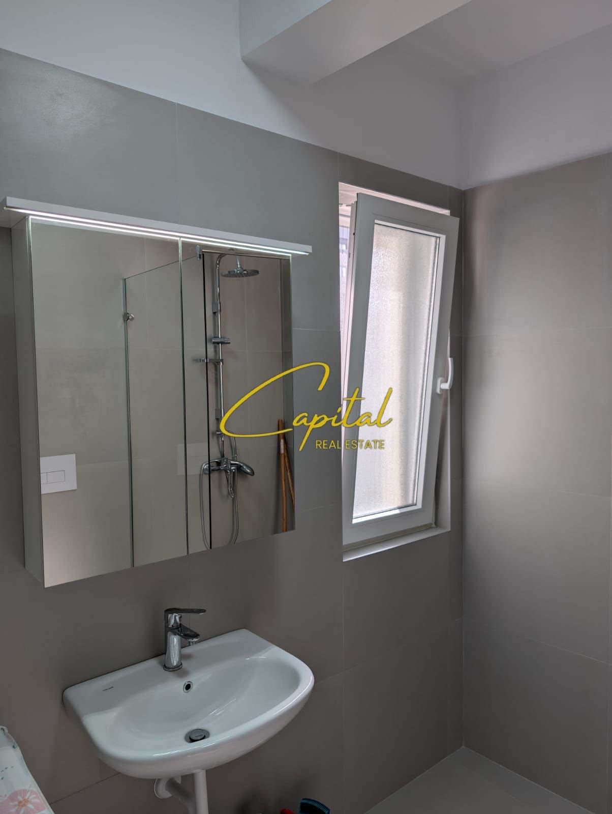 APARTAMENT ME QIRA 2+1 ASTIR 70.000 LEKE