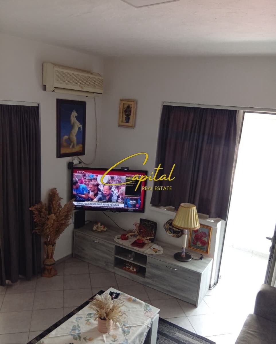 APARTAMENT ME QIRA 1+1 BLV BAJRAM CURRI 60.000 LEKE