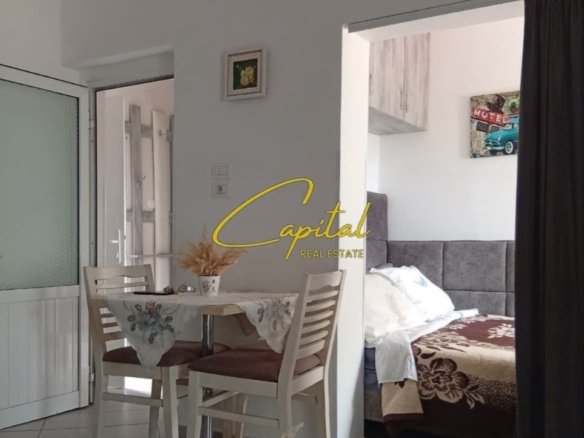 APARTAMENT ME QIRA 1+1 BLV BAJRAM CURRI 60.000 LEKE