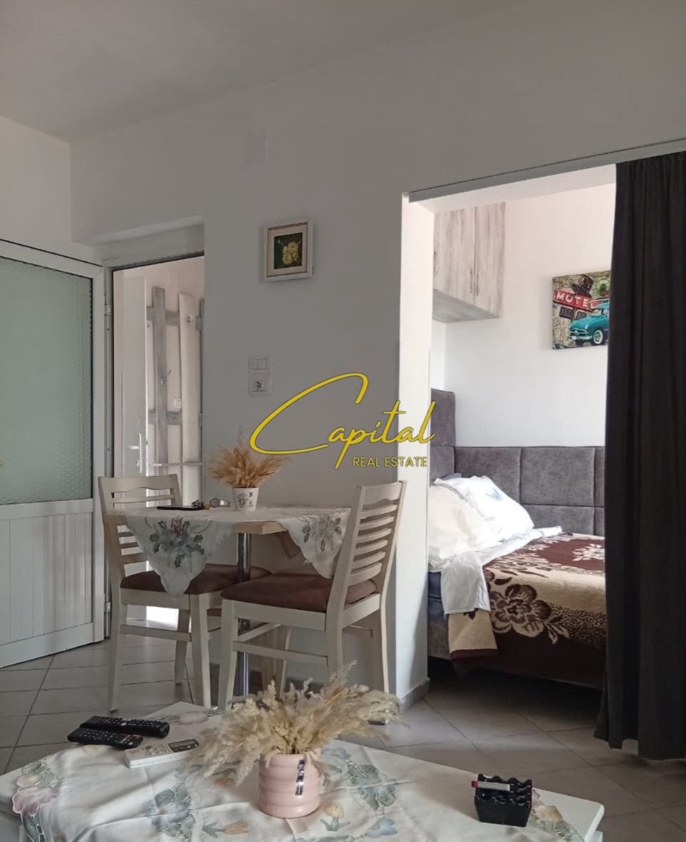 APARTAMENT ME QIRA 1+1 BLV BAJRAM CURRI 60.000 LEKE