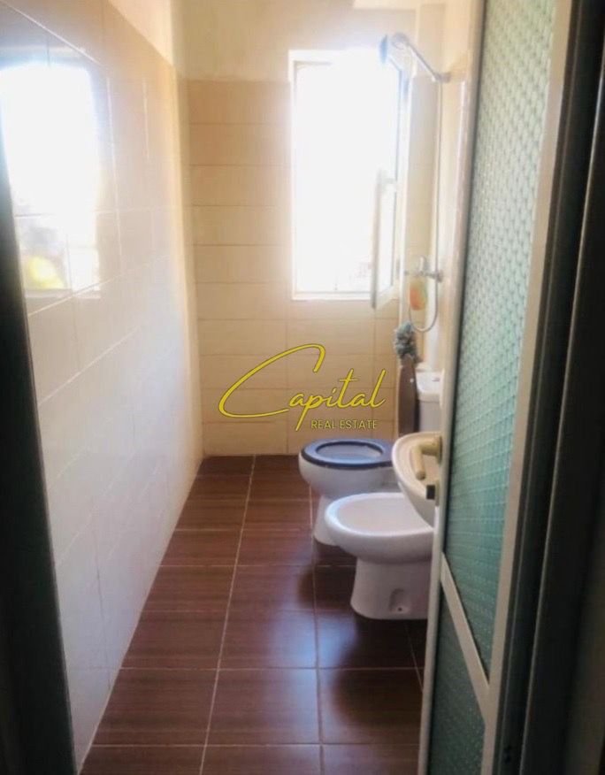 APARTAMENT ME QIRA 1+1 BLV BAJRAM CURRI 60.000 LEKE