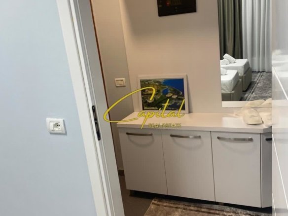 APARTAMENT STUDIO ME QIRA 35 M2 RRUGA E KAVAJES 500 EURO