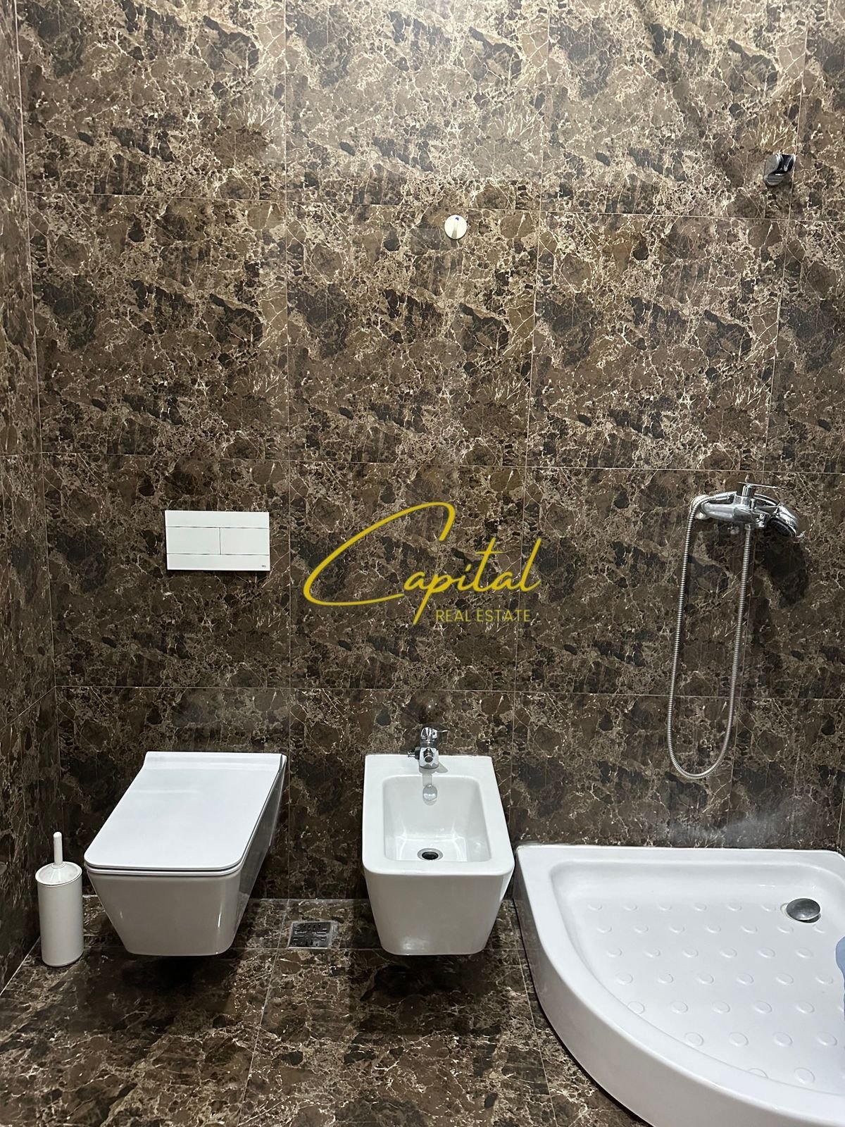 APARTAMENT ME QIRA 2+1 ZOGU I ZI 65.000 LEKE