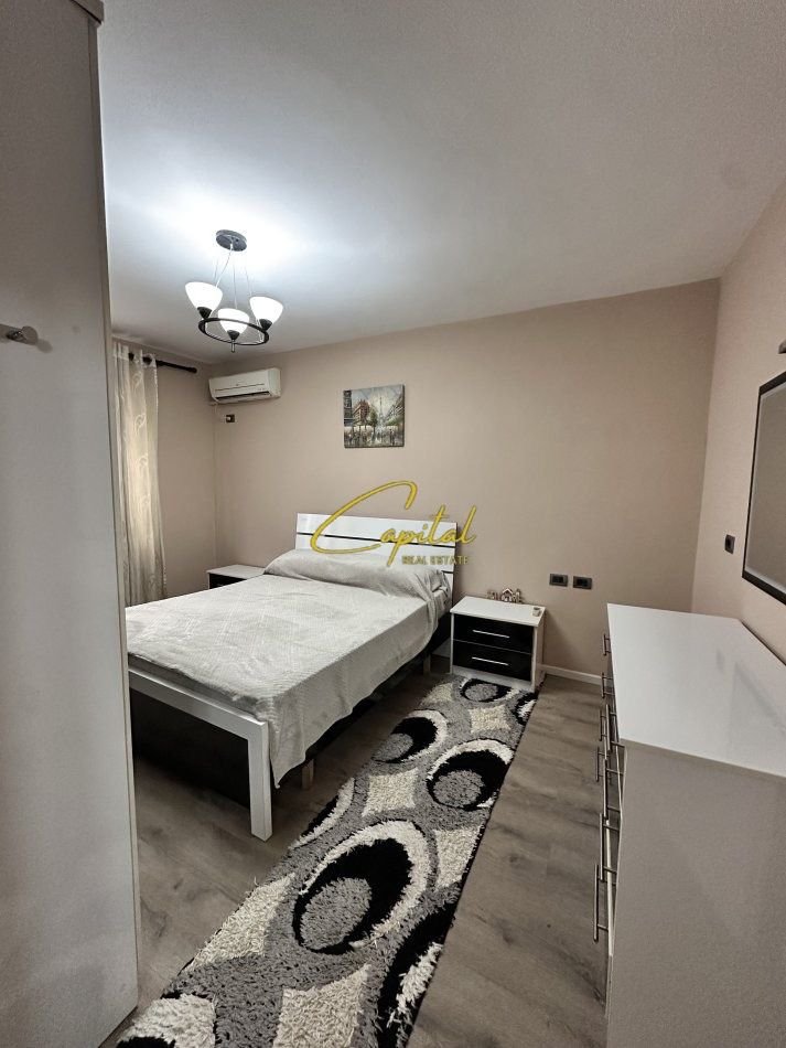 APARTAMENT ME QIRA 2+1 KOMUNA E PARISIT 700 EURO