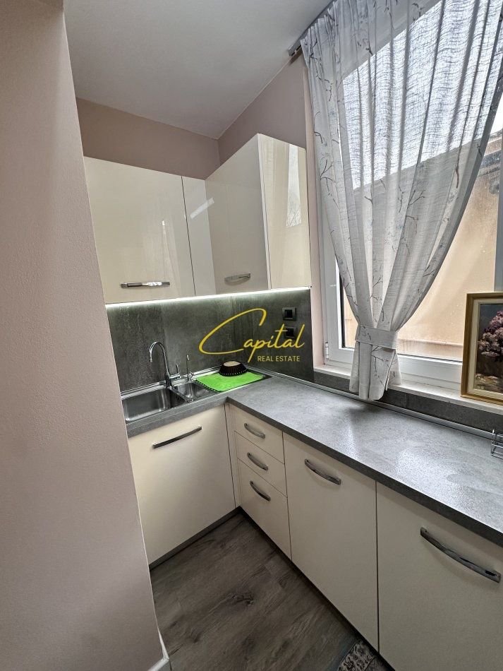 APARTAMENT ME QIRA 2+1 KOMUNA E PARISIT 700 EURO