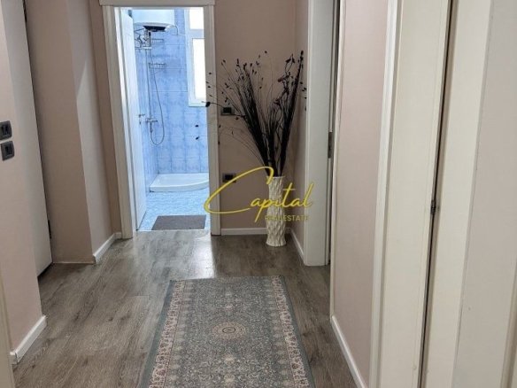 APARTAMENT ME QIRA 2+1 KOMUNA E PARISIT 700 EURO