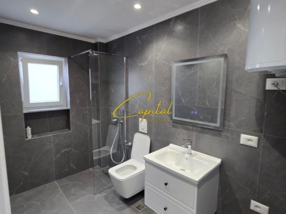 SHITET APARTAMENT 1+1 ALI DEMI 10.800.000 LEKE