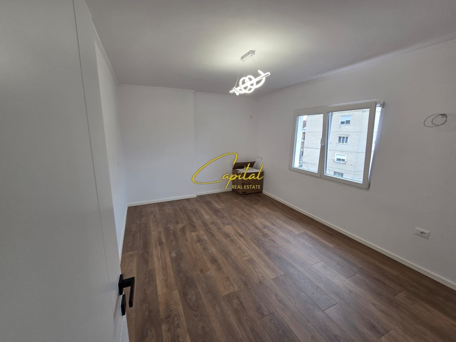 SHITET APARTAMENT 1+1 ALI DEMI 8.800.000 LEKE