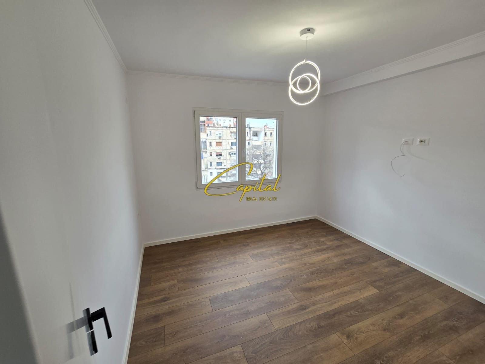SHITET APARTAMENT 1+1 ALI DEMI 8.800.000 LEKE