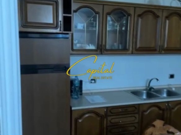 APARTAMENT ME QIRA 2+1 RRUGA E KAVAJES 55.000 LEKE