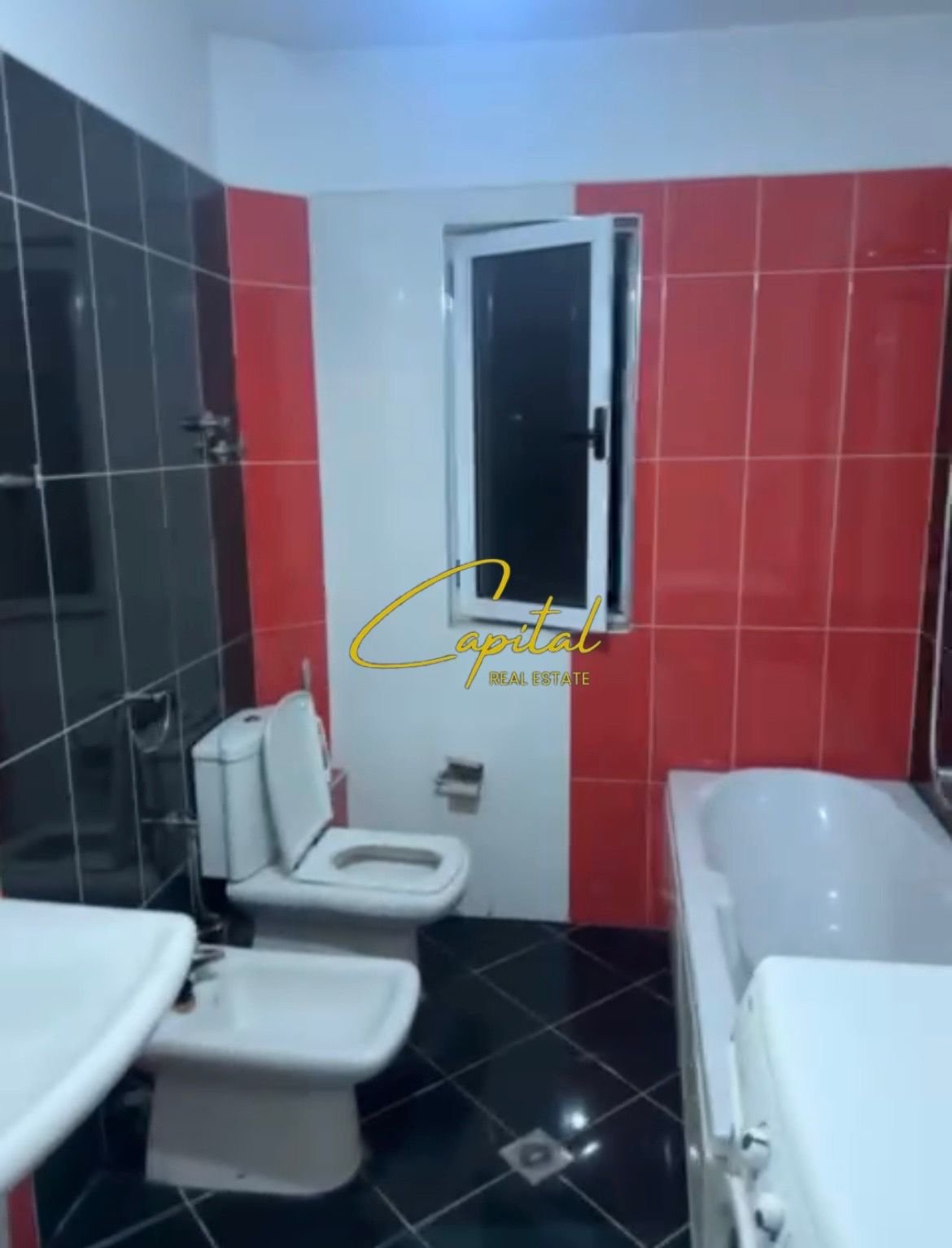 APARTAMENT ME QIRA 2+1 RRUGA E KAVAJES 55.000 LEKE