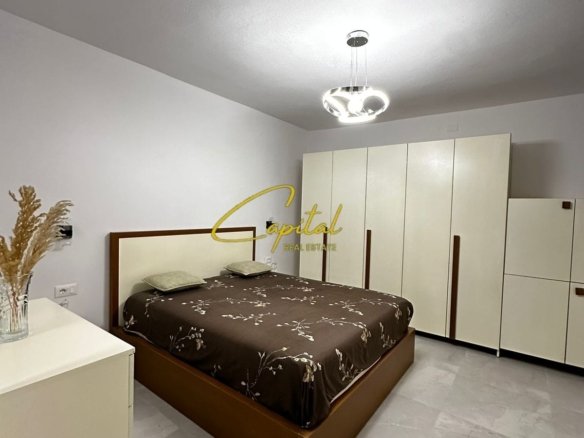 APARTAMENT DUBLEX 2+1 ISH STACIONI TRENIT 70.000 LEKE