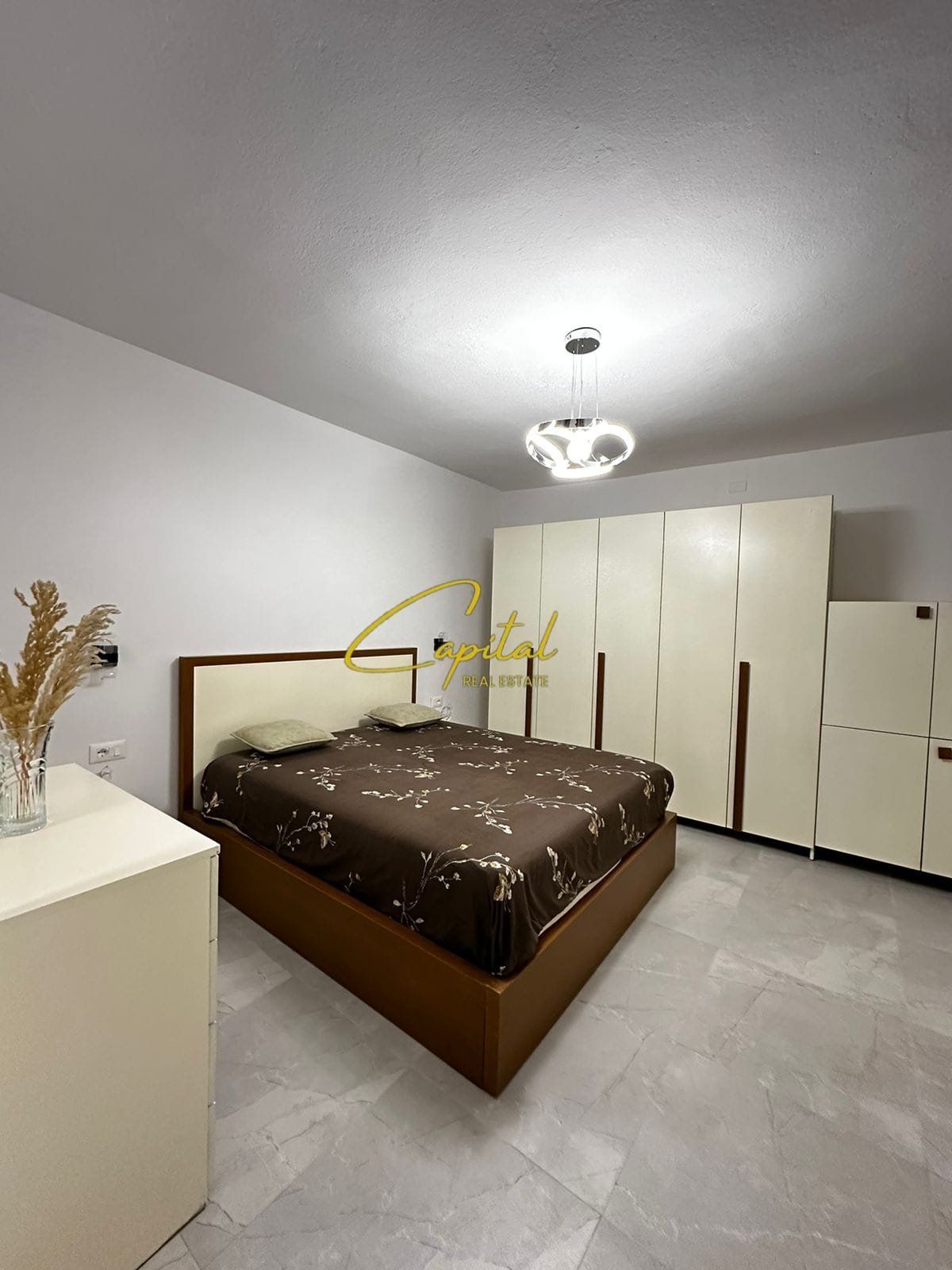 APARTAMENT DUBLEX 2+1 ISH STACIONI TRENIT 70.000 LEKE