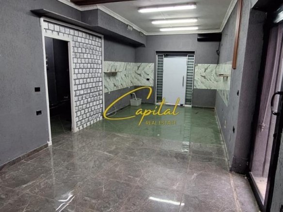 AMBIENT BIZNESI ME QIRA 62 M2 21 DHJETORI 60.000 LEKE