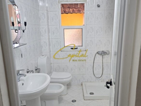 APARTAMENT ME QIRA 1+1 PORCELANI 45.000 LEKE