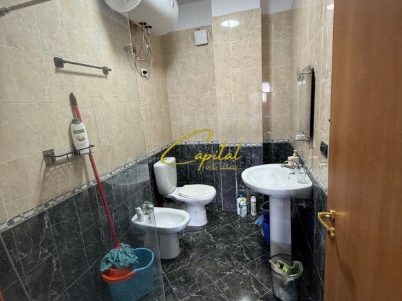 APARTAMENT ME QIRA 2+1 RRUGA E ELBASANIT 750 EURO