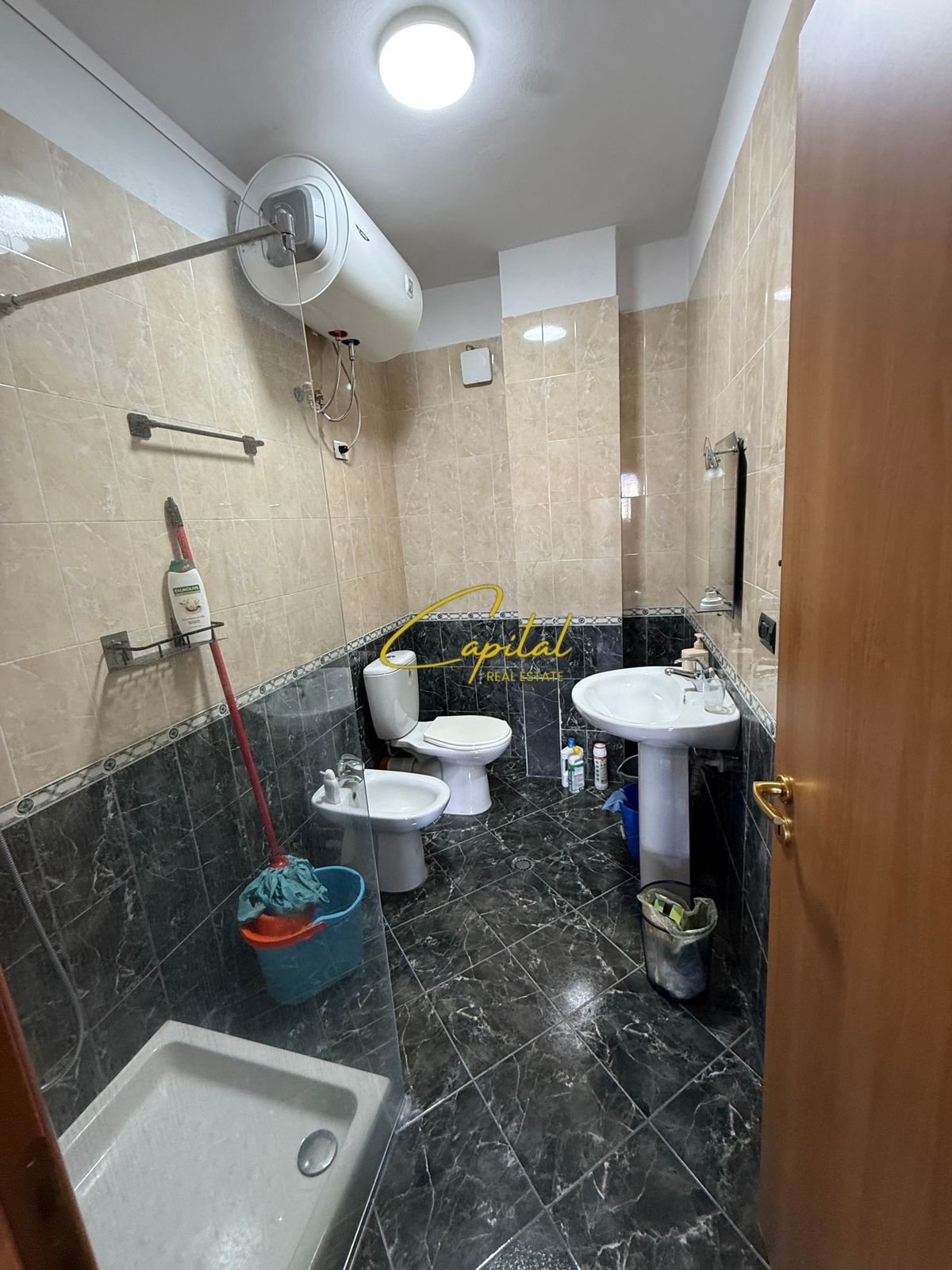 APARTAMENT ME QIRA 2+1 RRUGA E ELBASANIT 750 EURO
