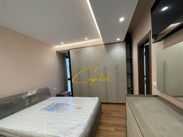 APARTAMENT ME QIRA 2+1 FARMACIA 10 85.000 LEKE