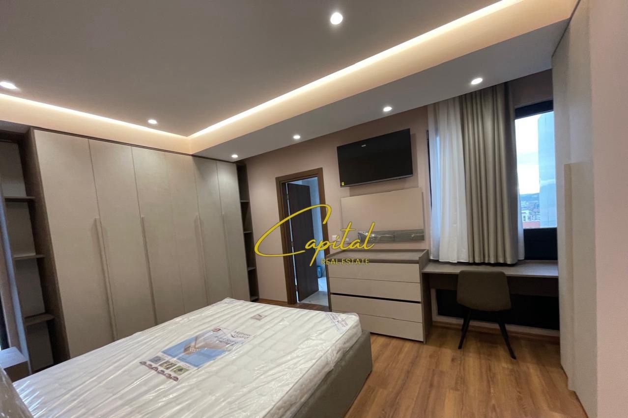 WhatsApp Image 2026-02-03 at 4.16.29 PM APARTAMENT ME QIRA 2+1 FARMACIA 10 85.000 LEKE