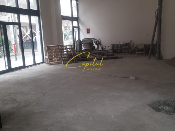 SHITET AMBIENT BIZNESI 365 M2 XHAMLLIKU 1.500.000 EURO