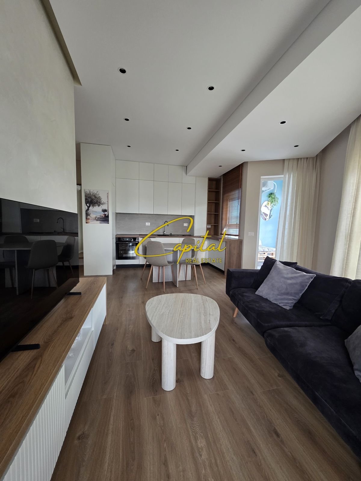 APARTAMENT ME QIRA 1+1 ALI DEMI 55.000 LEKE