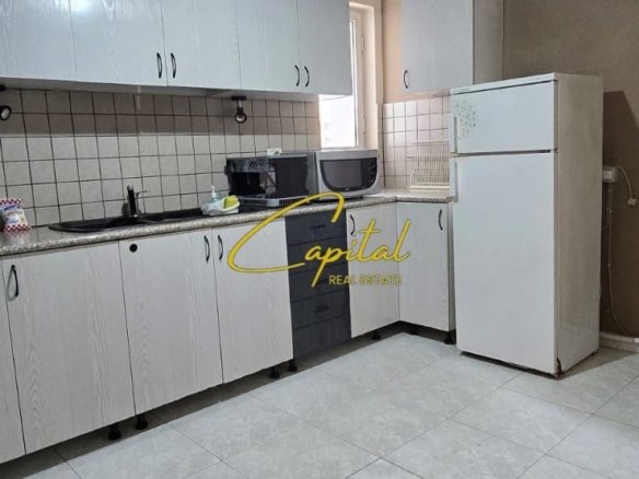 SHITET APARTAMENT 3+1 PROKURORIA E TIRANES 177.000 EURO