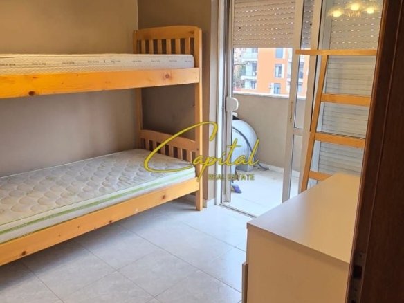 SHITET APARTAMENT 3+1 PROKURORIA E TIRANES 177.000 EURO