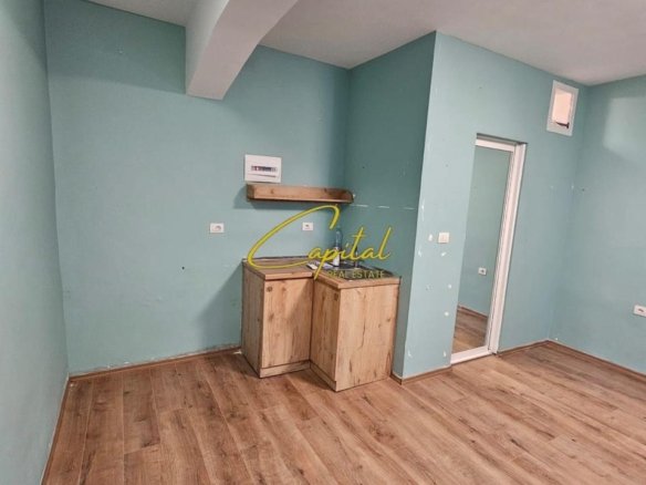 AMBIENT BIZNESI ME QIRA 30 M2 BLV GJERGJ FISHTA 35.000 LEKE