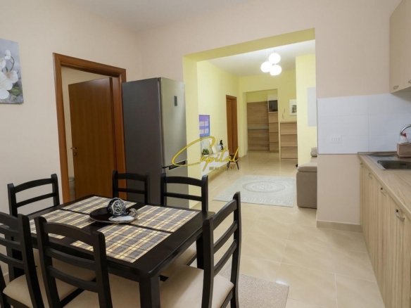APARTAMENT ME QIRA 2+1 QENDER 64.000 LEKE