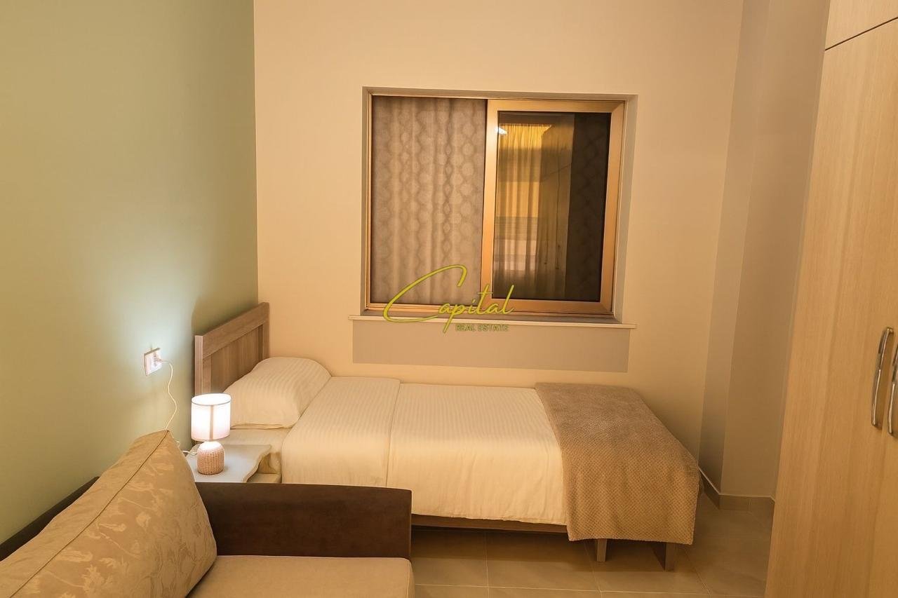APARTAMENT ME QIRA 2+1 QENDER 64.000 LEKE