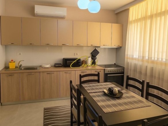 APARTAMENT ME QIRA 2+1 QENDER 64.000 LEKE