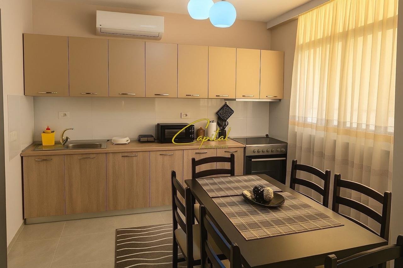 APARTAMENT ME QIRA 2+1 QENDER 64.000 LEKE