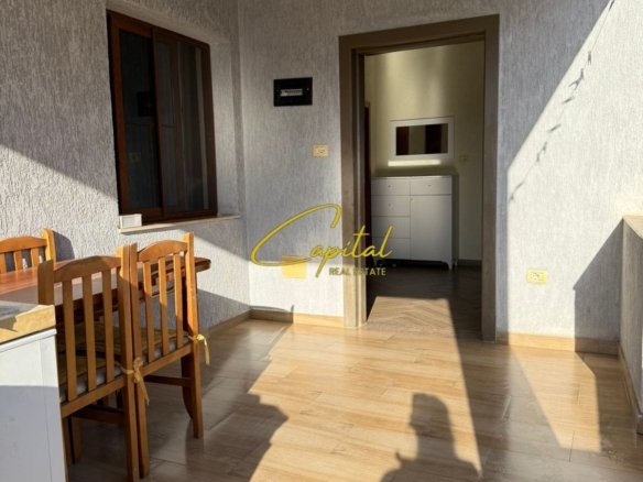 APARTAMENT ME QIRA 1+1 5 MAJI 40.000 LEKE