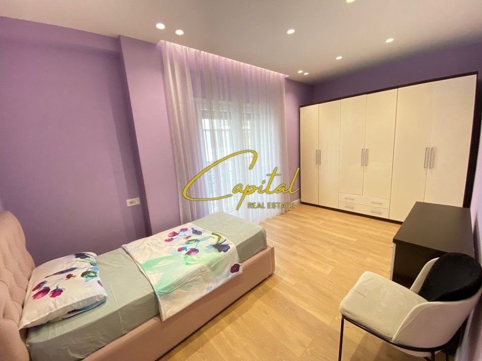 WhatsApp Image 2026-02-13 at 11.46.18 AM (1) APARTAMENT ME QIRA 2+1 RRUGA E DIBRES 800 EURO