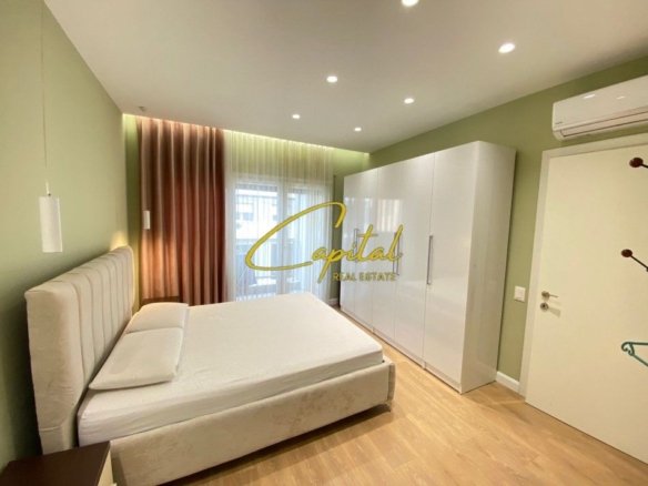 APARTAMENT ME QIRA 2+1 RRUGA E DIBRES 800 EURO