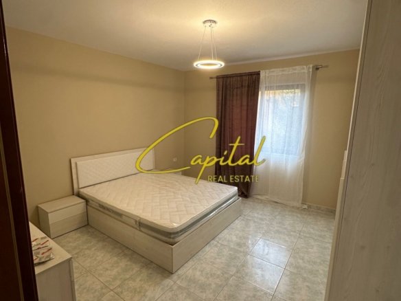 APARTAMENT ME QIRA 2+1 SHKOZE 40.000 LEKE