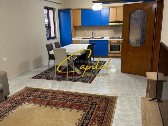 APARTAMENT ME QIRA 2+1 SHKOZE 40.000 LEKE