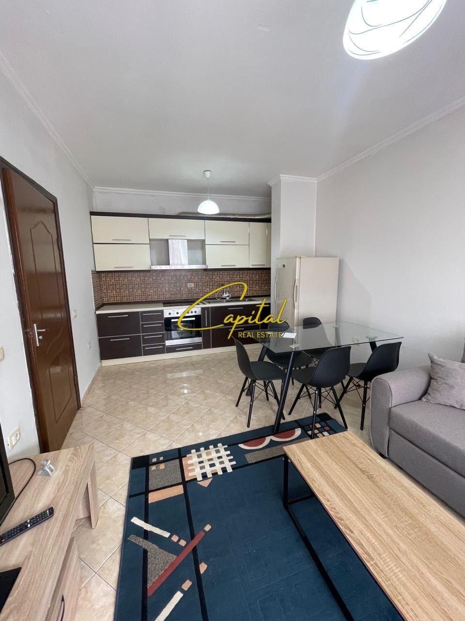 APARTAMENT ME QIRA 1+1 YZBERISHT 40.000 LEKE