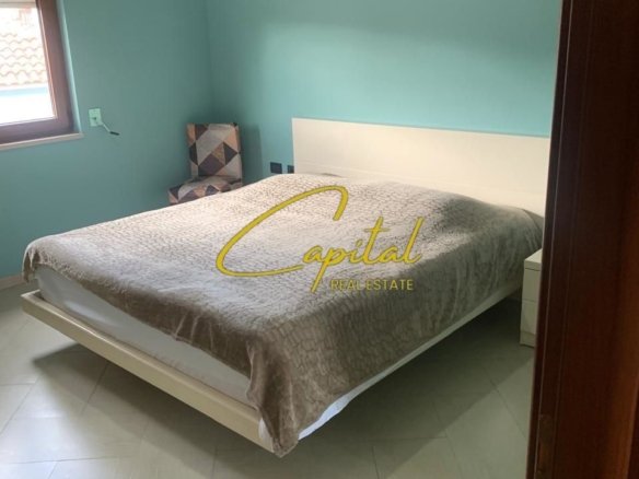 APARTAMENT ME QIRA 2+1 ISH STACIONI TRENIT 50.000 LEKE