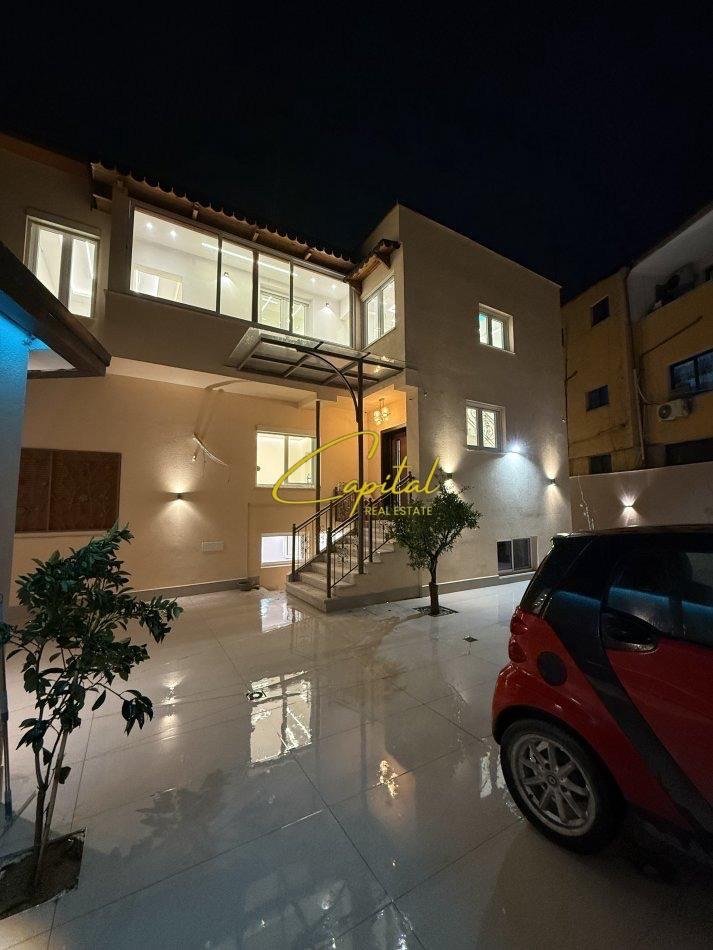 VILE PRIVATE ME QIRA 340 M2 21 DHJETORI 200.000 LEKE
