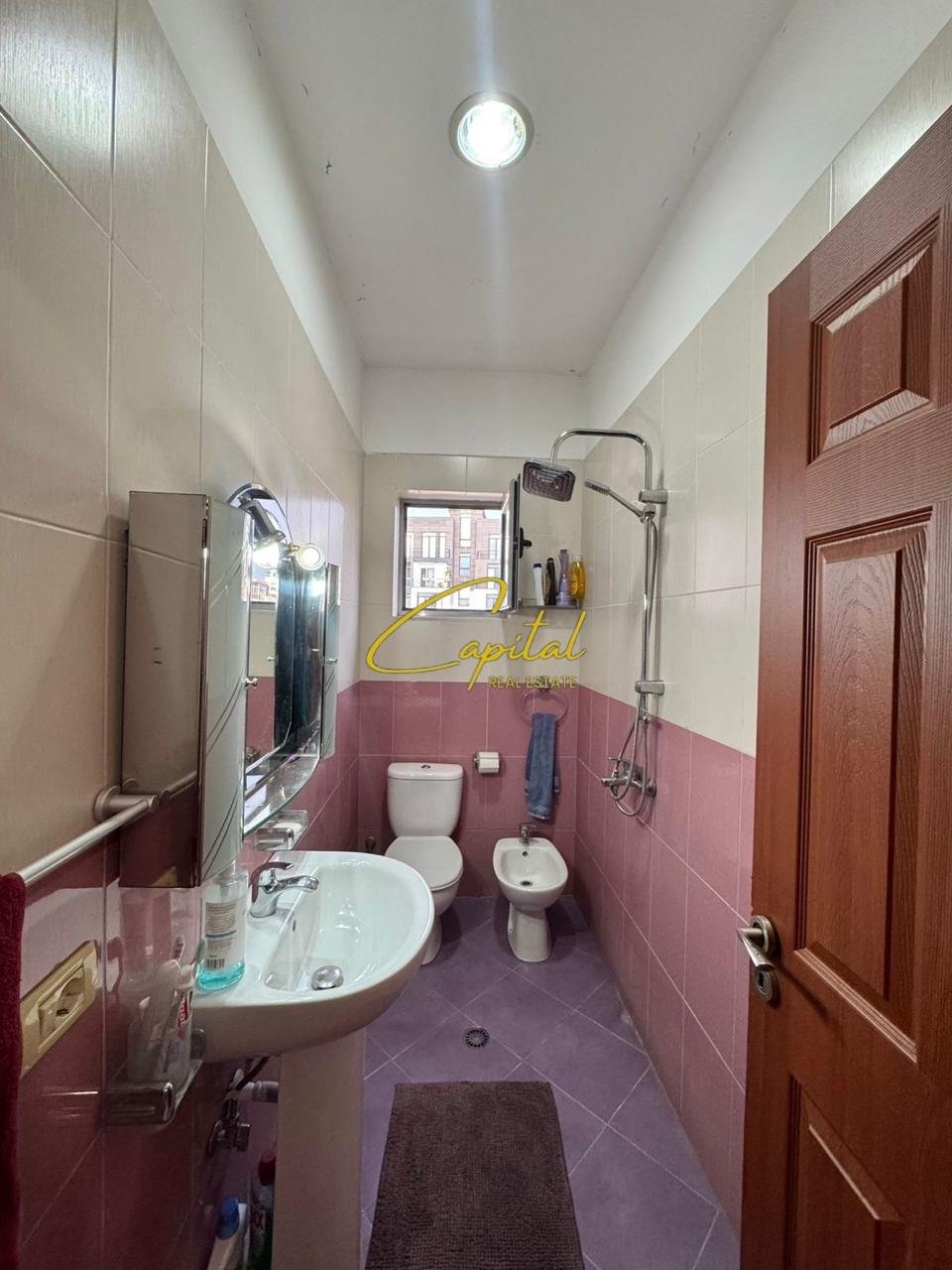 SHITET APARTAMENT 3+1+2 ISH TREGU ELEKTRIK 18.500.000 LEKE