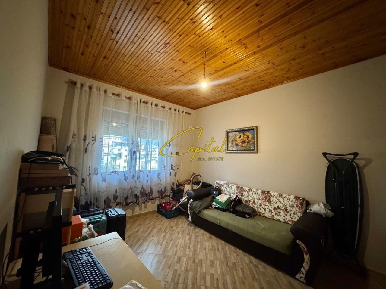 SHITET APARTAMENT 3+1+2 ISH TREGU ELEKTRIK 18.500.000 LEKE