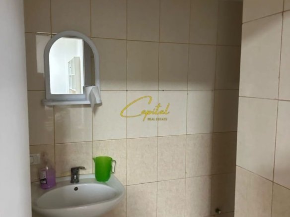 ZYRE ME QIRA 54 M2 21 DHJETORI 60.000 LEKE